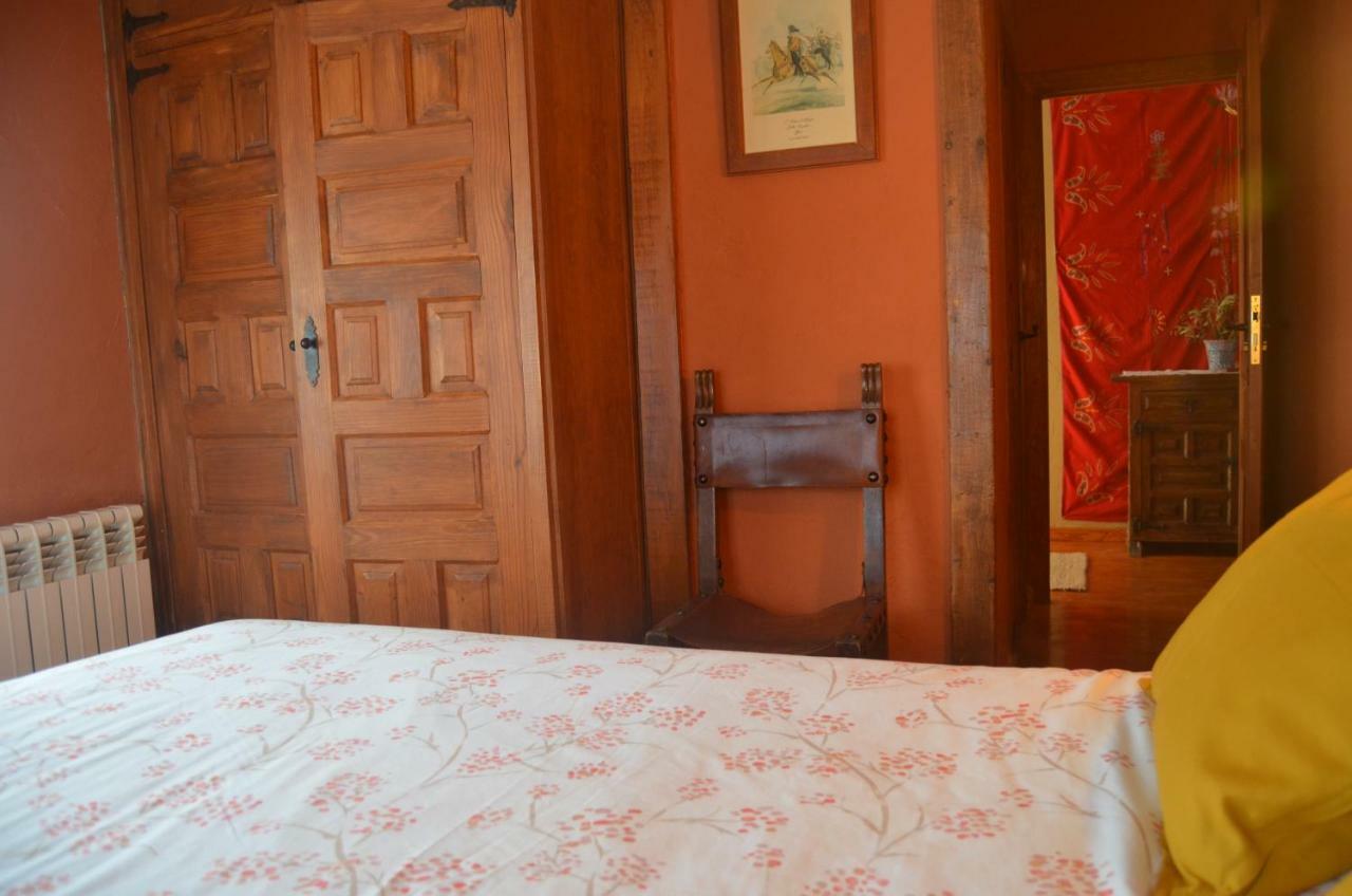 Hostal Refugio De Gredos Navarredonda de Gredos Room photo